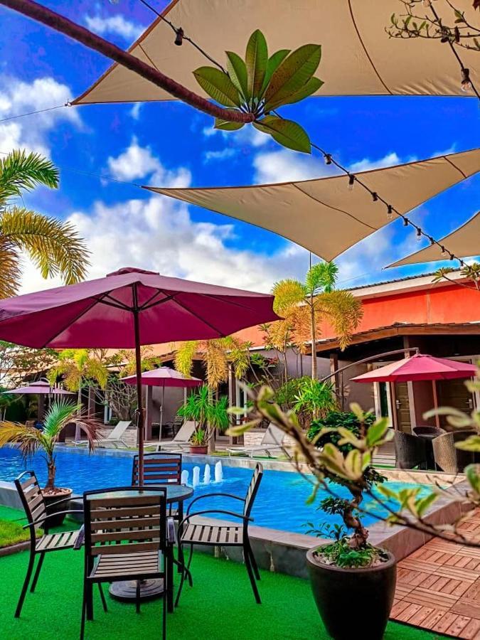 Villa Abadi Resort Pantai Cenang  Dış mekan fotoğraf